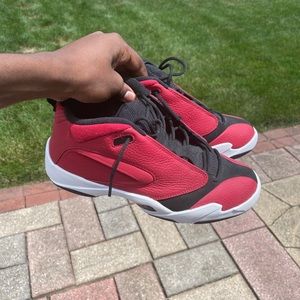 Air jordan jumpman quick 23 new but box is a lil beat up